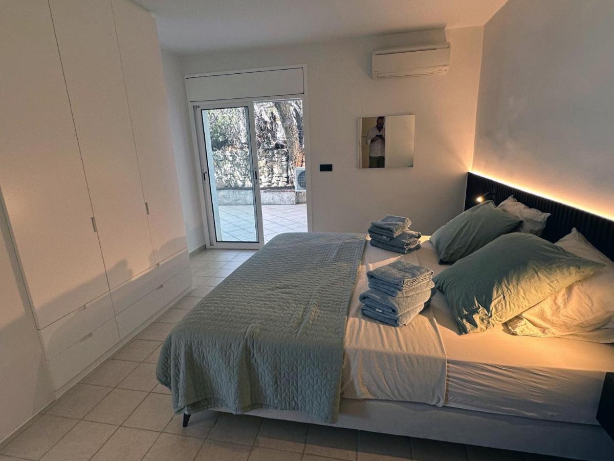 Casa Miertje Apartment โรเซส ภายนอก รูปภาพ